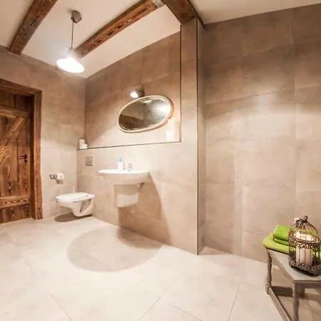 Privatunterkunft Pod Grabami