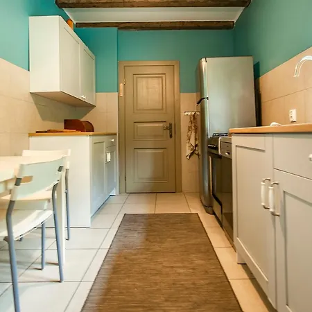 Pod Grabami Habitación en casa particular *