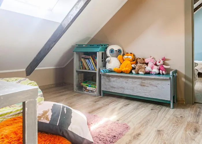 多莫克博德格拉巴米民宿 民宿 *